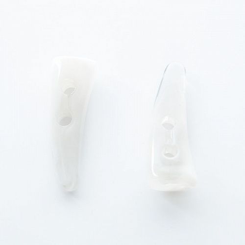 Пуговица с проколами 50 мм пластик 369832-50 белый