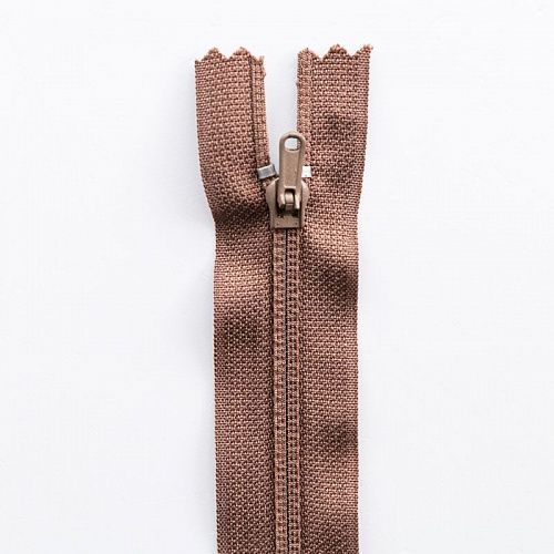 Молния спираль 20 см п/п н/р коричневый 532104-20-G289