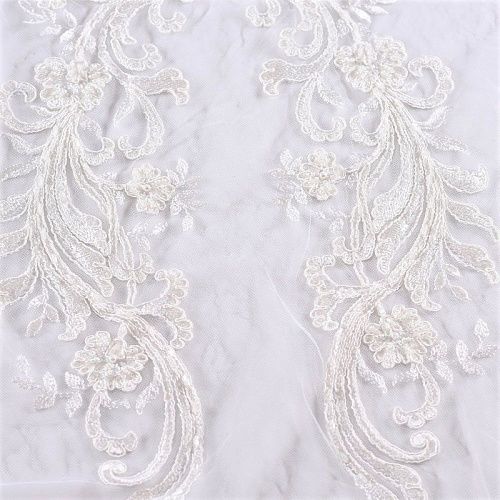 Гипюр с бисером 012-09110