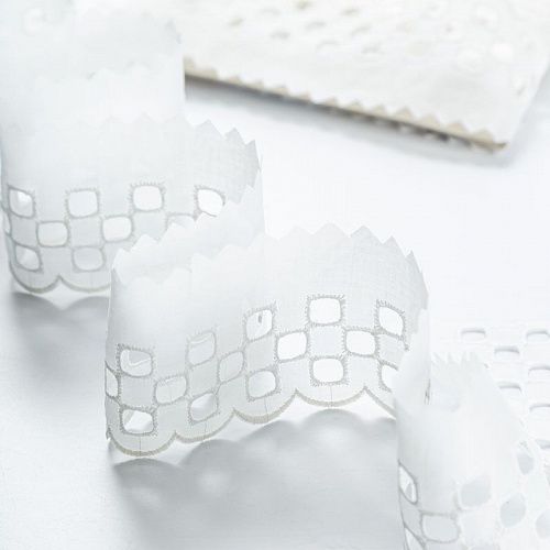 Шитье 80 мм 447318 белый